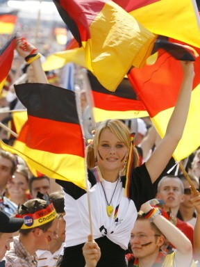 Germany Enters Quater-Finals ảnh 2