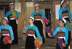 Mùa em thơm nếp xôi