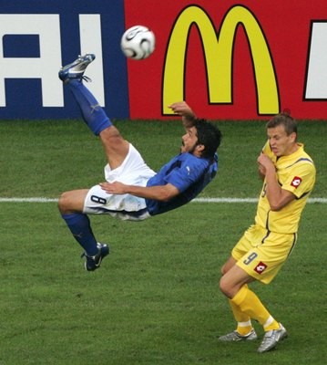 Italy 3-0 Victory Over Ukraine ảnh 2