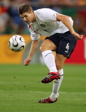 Portugal Defeats England 3-1 on Penalties ảnh 2