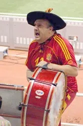 Manolo nổ tung ảnh 1