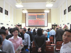 BM Plasco Makes Its Impressive Debut on Trading Floor ảnh 1