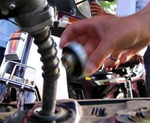 Troublesome Petrol Supplier Flies to Viet Nam ảnh 1