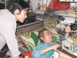 Dạy nghề trên giường bệnh