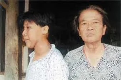 Mẹ con chị Mai Linh trong nỗi đau bệnh tật