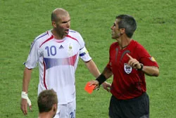 FIFA điều tra vụ Zidane ảnh 1