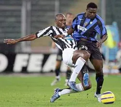 Inter mua Vieira với giá 9 triệu bảng ảnh 1