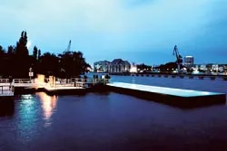 Bãi biển trong thành phố