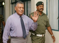 Military Commander Seizes Power in Fiji ảnh 1