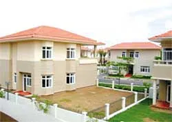 An toàn cho ngôi nhà với cửa nhựa