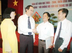 Không dung túng cho tiêu cực
