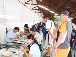 Chọn hướng đi đặc thù