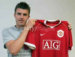 Michael Carrick: “Tôi sang Manchester United không phải vì tiền” ảnh 1