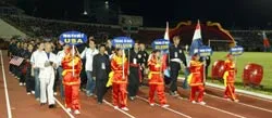 Hoành tráng Lễ khai mạc Liên hoan quốc tế Võ cổ truyền Việt Nam lần thứ I- 2006 ảnh 2