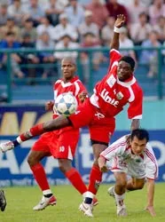 Eurowindow V- League 2006 (vòng 24 ngày 06-8) ảnh 1