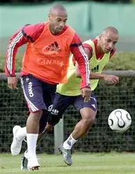 Các trận giao hữu quốc tế (đêm 16 và rạng sáng 17-8) ảnh 3