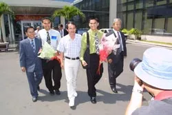 Chia tay một “trí thức trên sân cỏ” ảnh 1