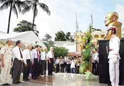 Học tập gương sáng Bác Tôn