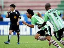 Bàn thắng “vàng” của Thắng ảnh 2