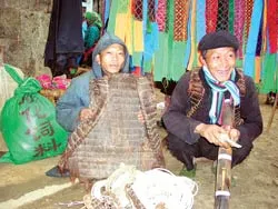 Từ làng đến phố ảnh 4