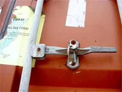 Phát hiện nhiều hàng “lạ” trong kho của Công ty Dược phẩm Trung ương 2