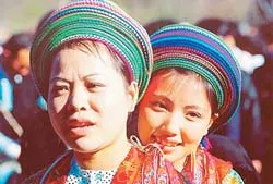 Rực rỡ sắc màu Đông Bắc ảnh 2