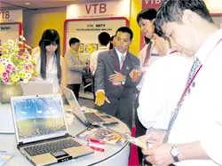 Laptop đầu tiên mang thương hiệu Việt