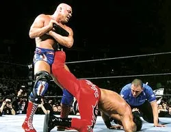 Đấu thật hay biểu diễn?