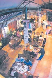 Quán miền viễn Tây