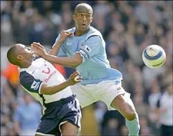 Aston Villa sẽ “chộp” Defoe vào phút cuối ! ảnh 1