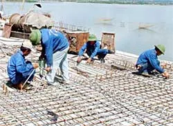 Hợp long cây cầu dài nhất Việt Nam