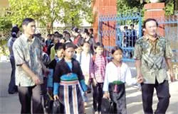 Nhiều địa phương thiếu phòng học nghiêm trọng