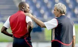 Gallas định kiện Chelsea ảnh 1