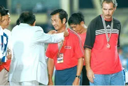 Thầy nội, thầy ngoại ảnh 1