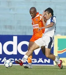 Xung quanh việc giữ nguyên hay giảm số lượng ngoại binh ảnh 1