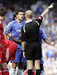 Chelsea không khiếu nại về chiếc thẻ đỏ của Michael Ballack ảnh 1
