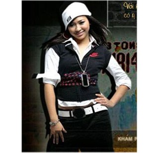 The teen rapper Kim wins the hearts of young Asian Cup fans with Choi Het Minh