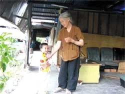 “Hãy gọi tôi là sơ nuôi heo!