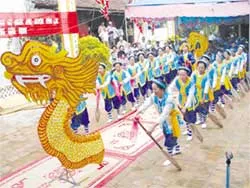 Thăm thành nhà Hồ ảnh 2