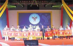 Mở rộng phong trào, nâng cao thành tích