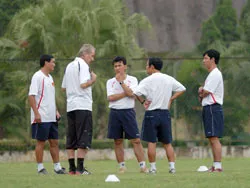 “Tăng cường sức mạnh ở hàng tấn công” ảnh 1