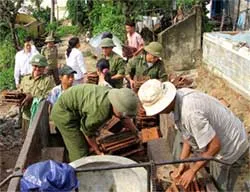 Bão số 6 đã mạnh trên cấp 13 ảnh 2