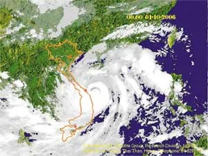 Cuồng phong lại đến miền Trung! ảnh 2