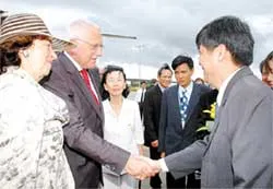 Tổng thống Cộng hòa Czech thăm TPHCM và tìm hiểu du lịch biển Phan Thiết