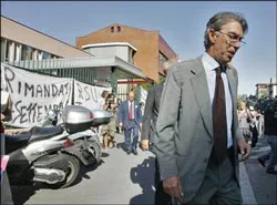 Chủ tịch Inter bị thẩm vấn ảnh 1