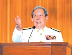 Tân Thủ tướng Surayud Chulanont tuyên thệ nhậm chức