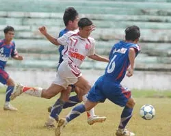 Bảng A: Chủ nhà bị loại ! ảnh 1