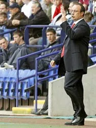 HLV Rafa Benitez: “chúng tôi sẽ nỗ lực nhiều hơn” ảnh 1