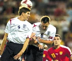 Đội tuyển Anh sẽ chuyển sang 3-5-2... ảnh 1