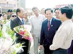 Nồng ấm tình hữu nghị